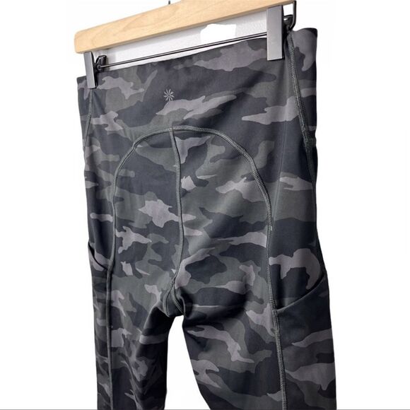 Athleta Ultimate Stash Pocket 7/8 Tight Camo M - Picture 5 of 7